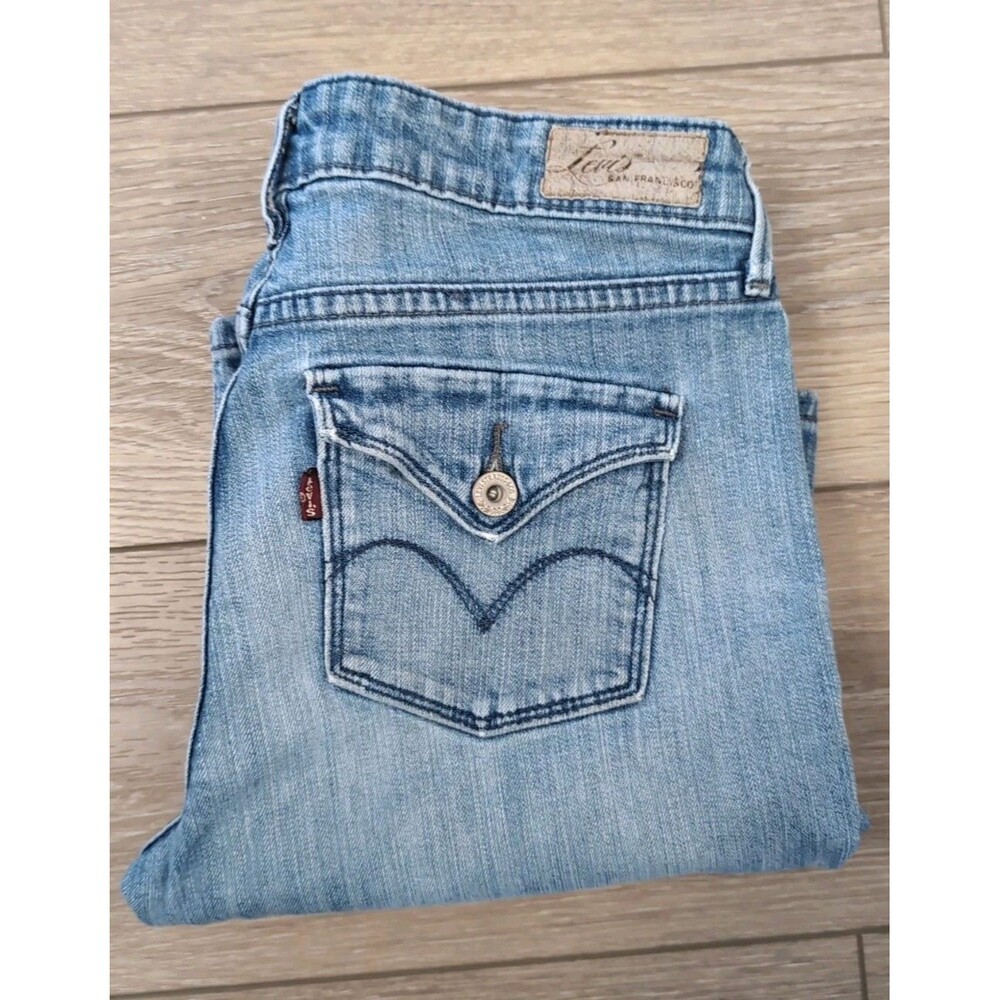 LEVI'S WOMEN'S CLASSIC BOOTCUT BLUE JEANS SIZE 6M (28)